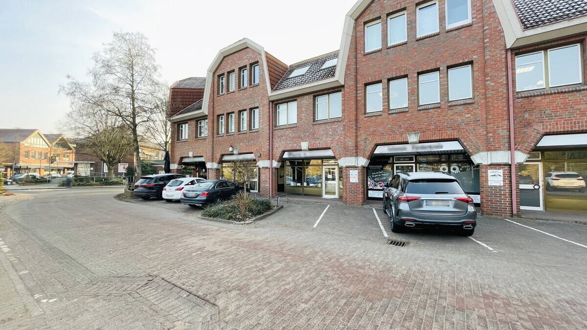 Für Investoren im Herzen Quickborns: Vermietete Dachgeschosswohnung, 25451 Quickborn