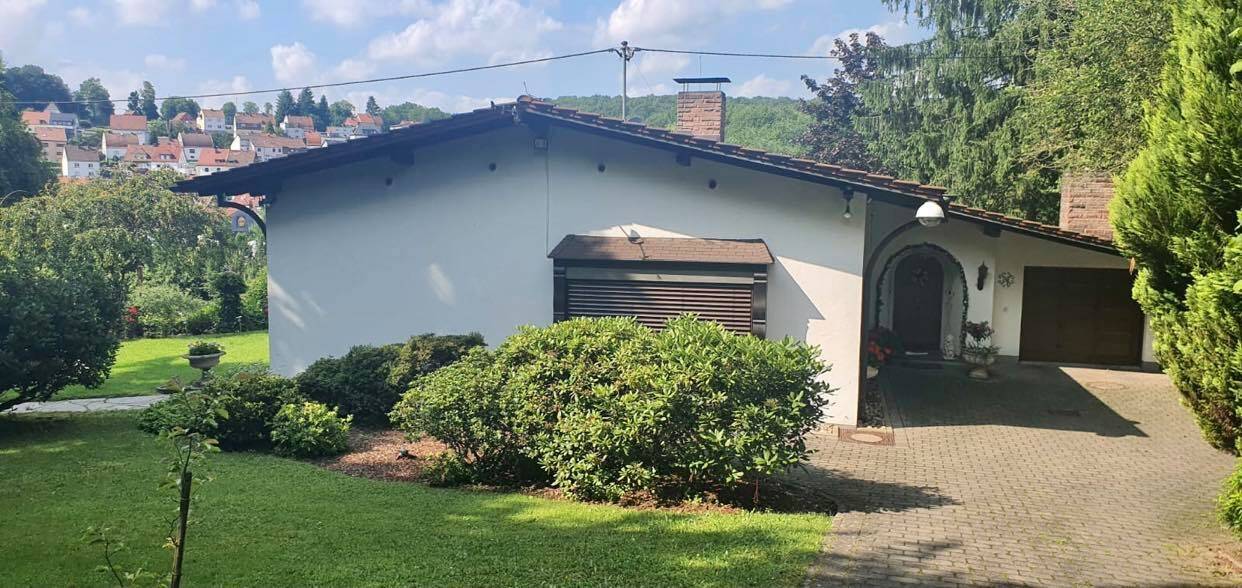 Sinnerthal: 2 Bungalows mit großem Grundstück im Paket, 66540 Neunkirchen