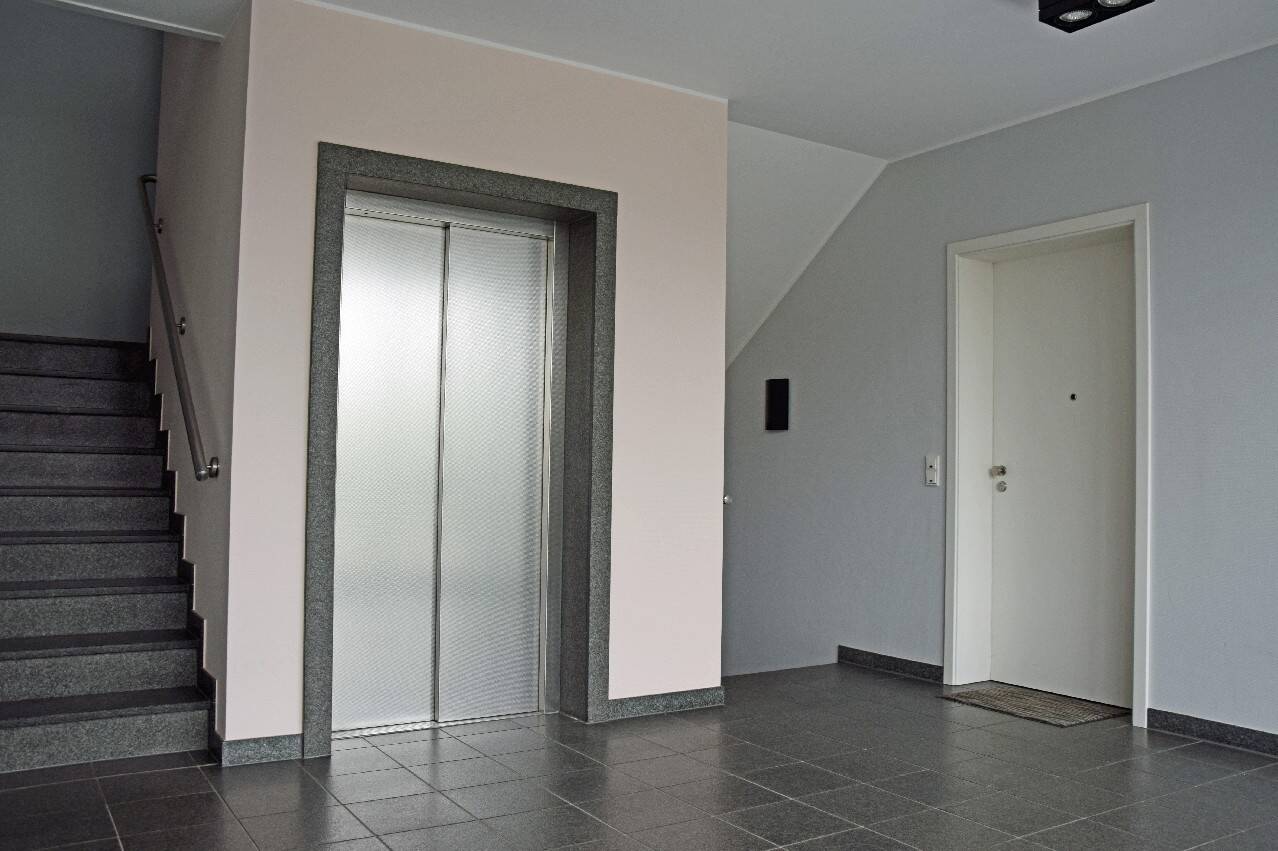 Hochwertige 3-Zimmerwohnung mit Aufzug und Balkon in zentrumsnaher Lage von 41334 Nettetal-Lobberich, 41334 Nettetal