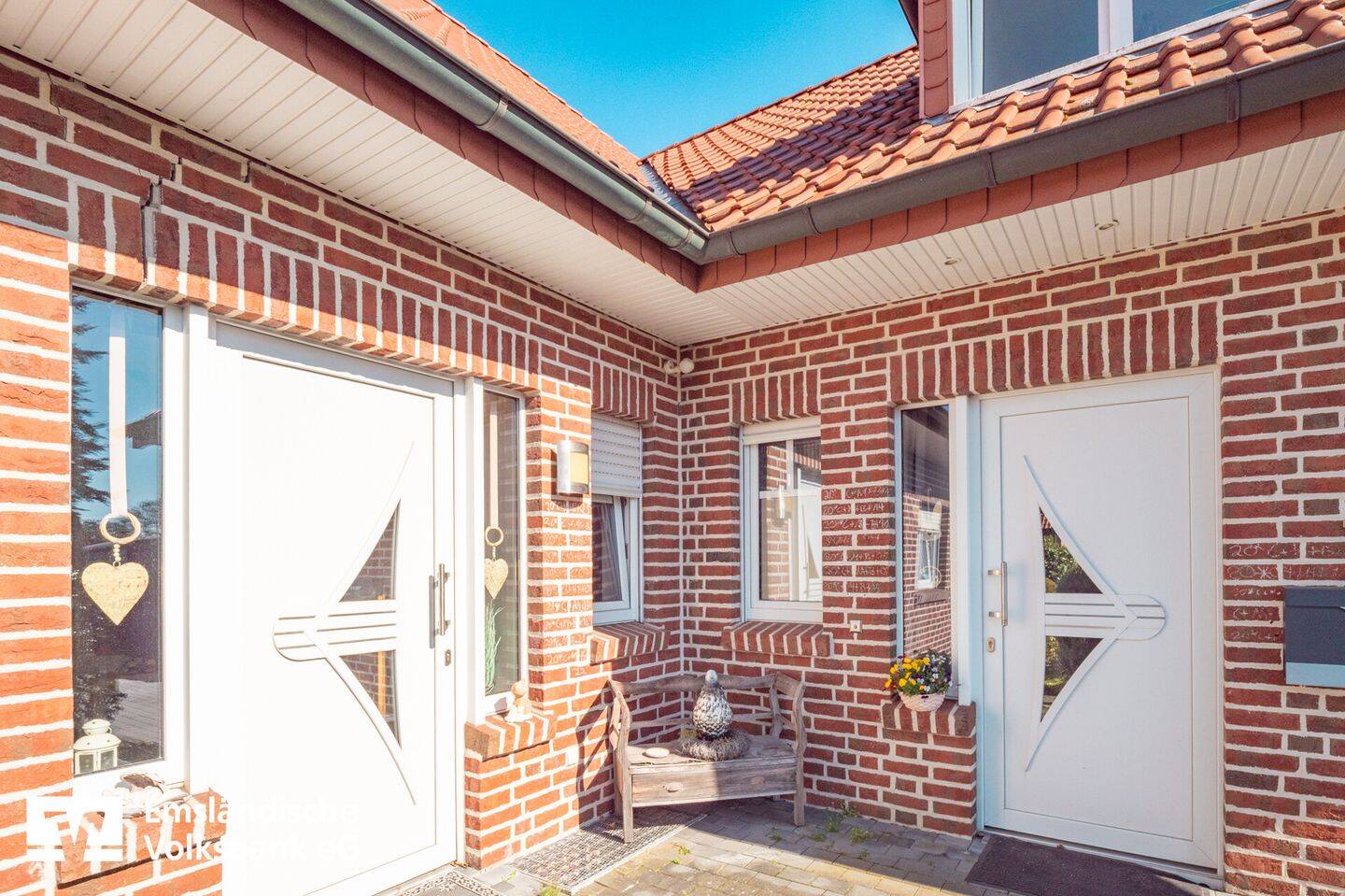 Junges Zweifamilienhaus mit viel Platz in Lingen-Bramsche, 49811 Lingen (Ems)