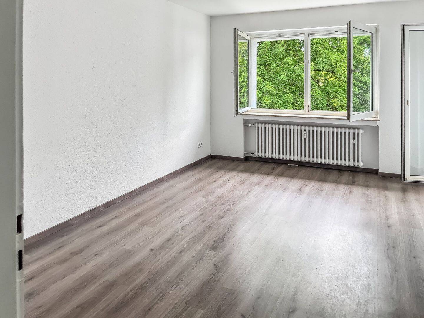Sanierte 3,5-Zimmer-Wohnung mit Balkon in Mülheim Styrum., 45476 Mülheim an der Ruhr (Mitte Styrum)