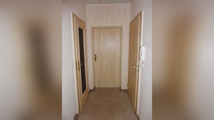 — Wohnung in ruhiger Wohnlage! —, 6667 Weißenfels