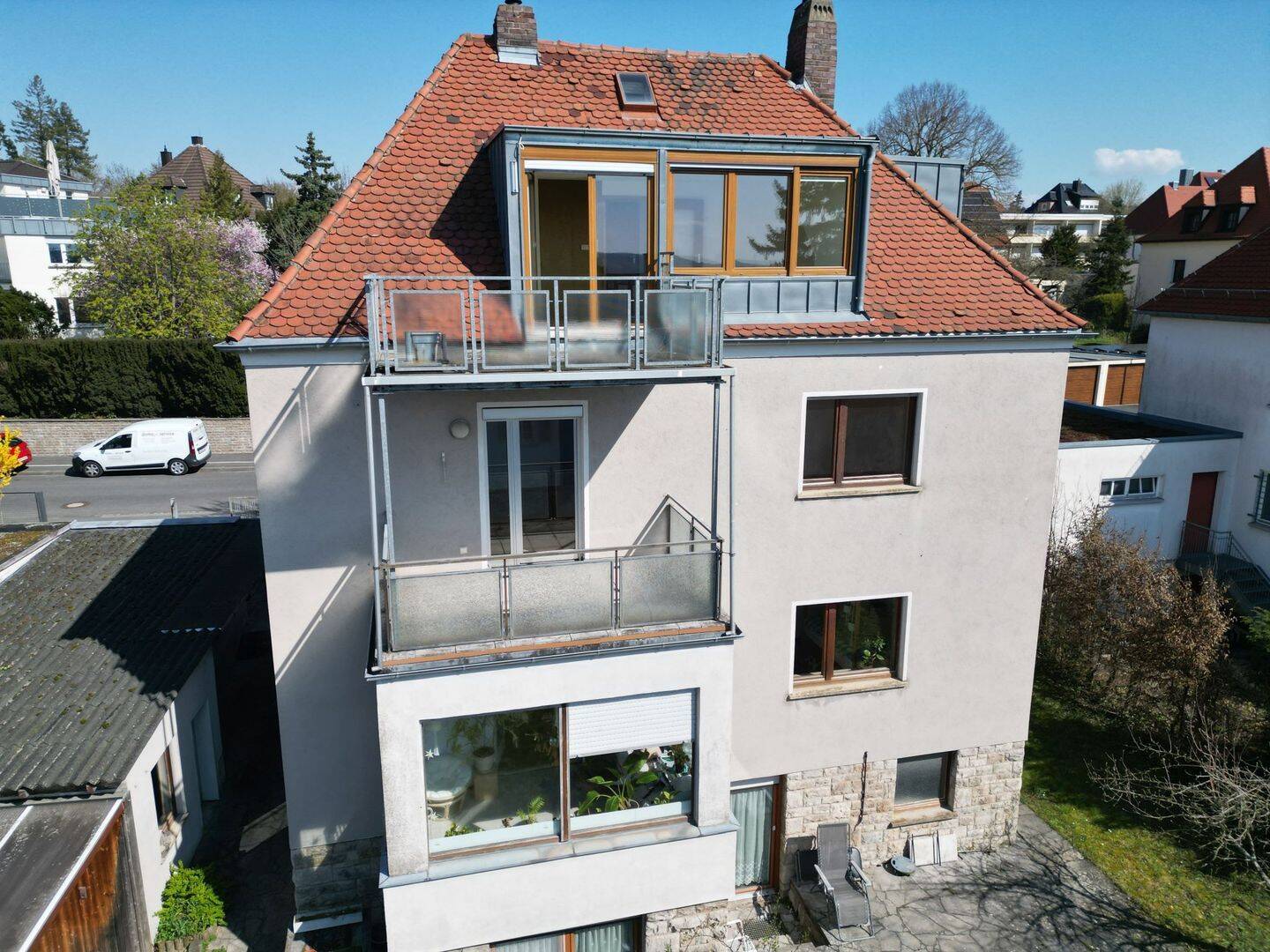 Mehrfamilienhaus mit Balkon und Terrasse in Würzburg Frauenland, 97074 Würzburg (Frauenland Sanderau)