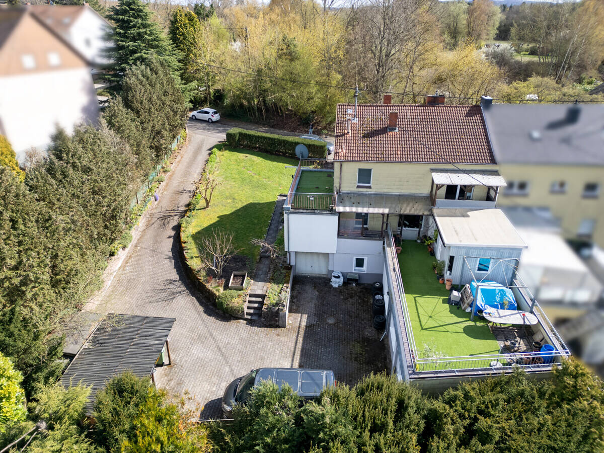 Zentrales Einfamilienhaus mit Einliegerwohnung in SB-Klarenthal, 66127 Saarbrücken