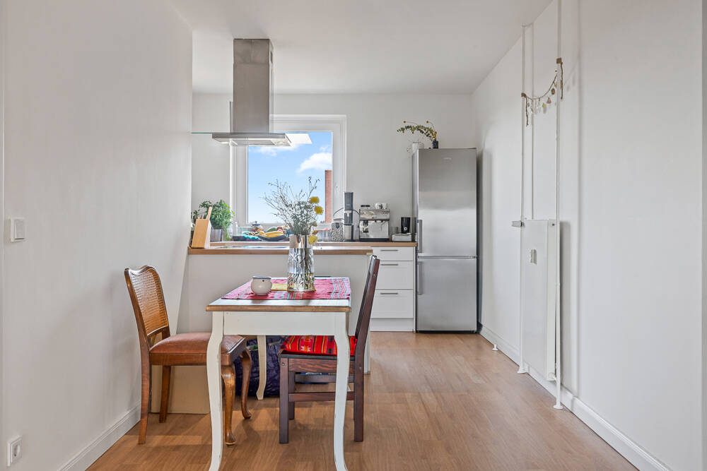 3-Zimmer-Wohnung mit Süd-Balkon, Aufzug & Top-Anbindung – nur 3 Min. zur U1 – 22147 Hamburg – Vorschaubild 3