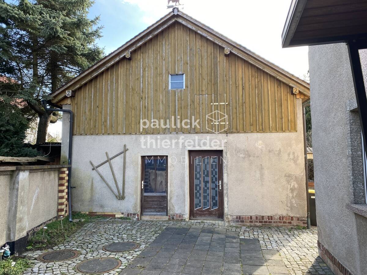 Einfamilienhaus mit Entwicklungspotenzial südlich von Leipzig, 4651 Bad Lausick
