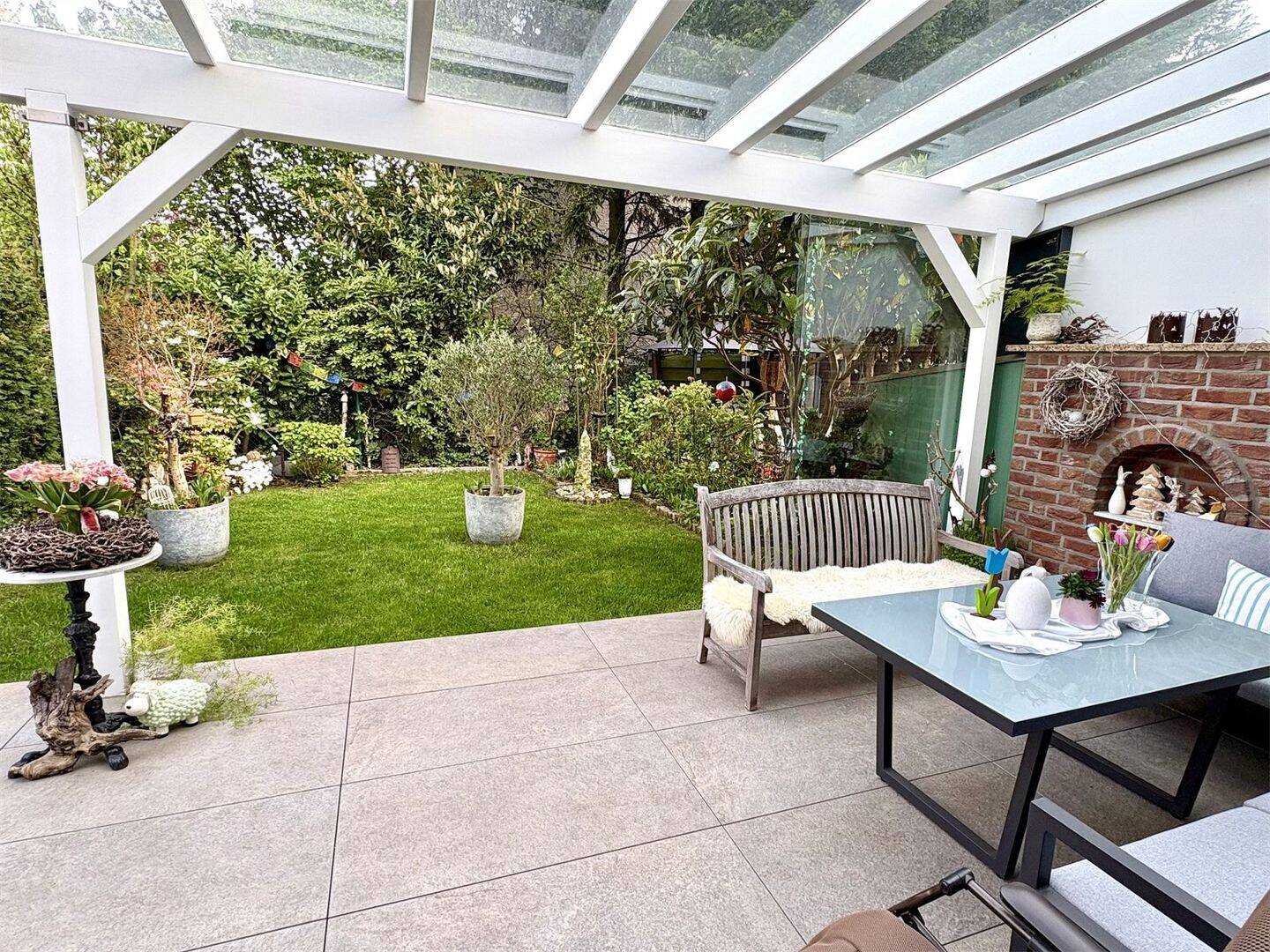 Stillvolles Reihenendhaus mit Garten, Photovoltaikanlage + exklusivem klimatisierten Dachstudio!, 47608 Geldern