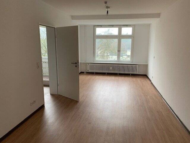 Schöne, große Wohnung im 3. OG mit Blick ins Grüne, 33659 Bielefeld (Senne)