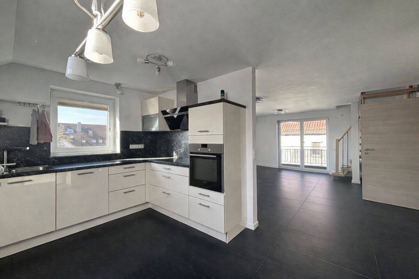 Stilvolle Maisonette-Wohnung mit viel Platz & Wohlfühlcharakter – 74078 Heilbronn – Vorschaubild 3
