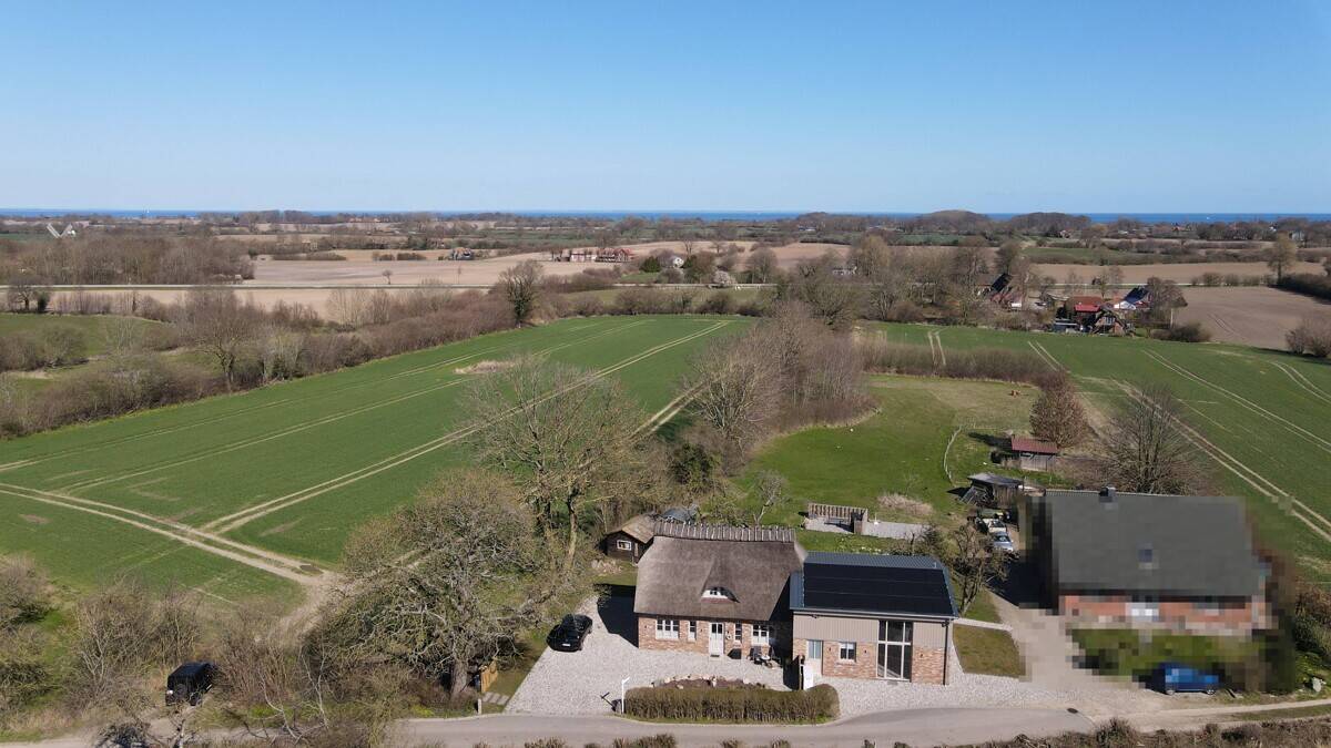 Ostseenah und ruhig – kernsaniert und energieeffizient! Großzügiges Landhaus in Angeln!, 24395 Gelting