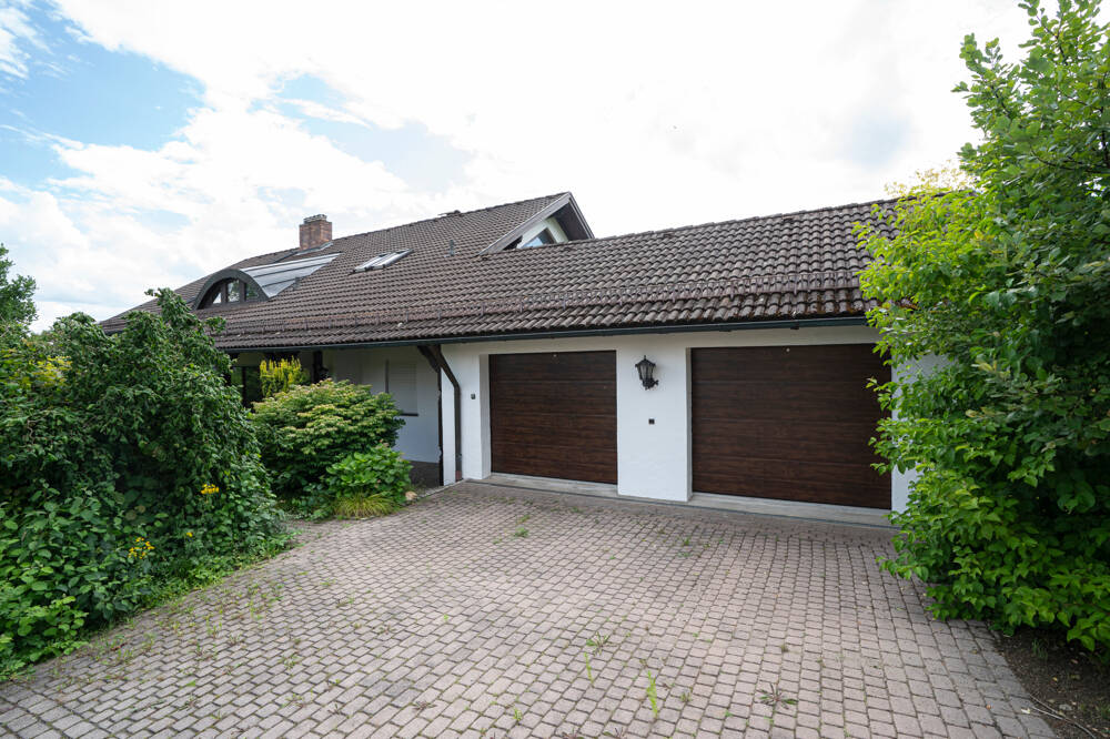 Exklusives Einfamilienhaus am Waldrand mit traumhaftem Panoramablick!, 96486 Lautertal