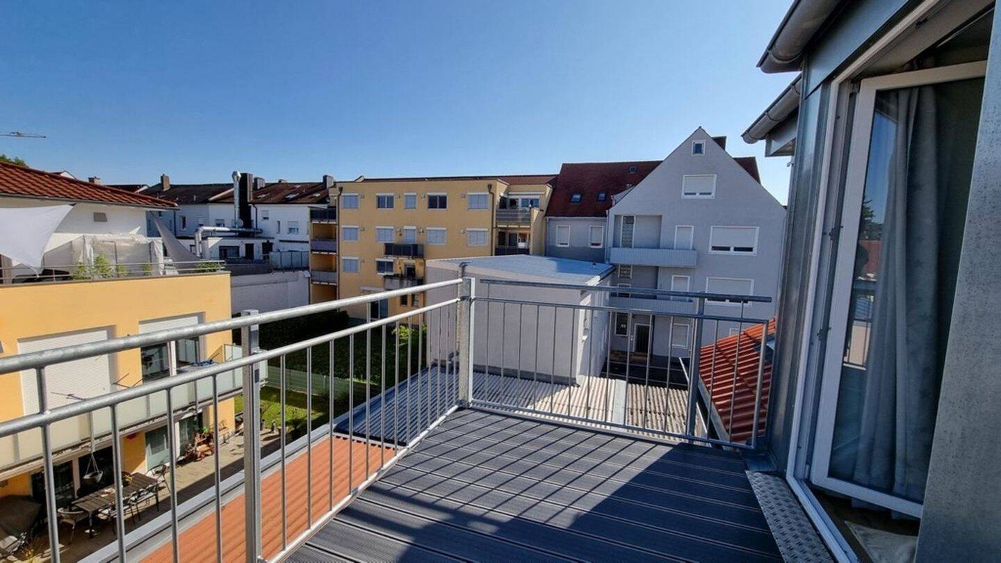 Modernisiertes Dreifamilienhaus mit stabilen Mieteinnahmen und Entwicklungspotenzial in Ingolstadt, 85051 Ingolstadt