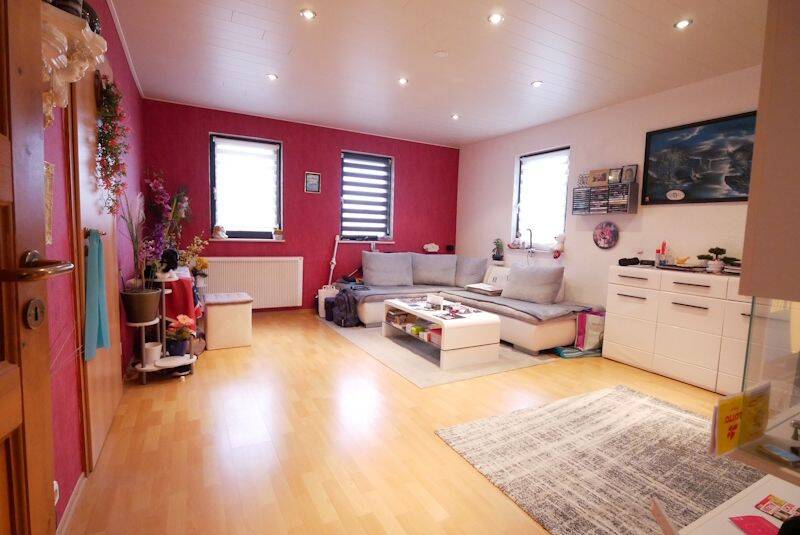Interessantes Haus mit kleinem Garten!, 96242 Sonnefeld