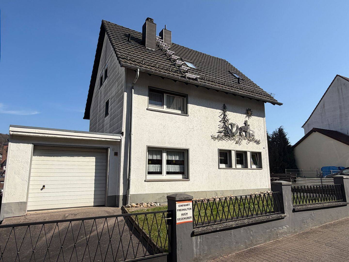 Attraktives Immobilienensemble: Einfamilienhaus mit zusätzlichem Bungalow in ruhiger Lage!, 66976 Rodalben