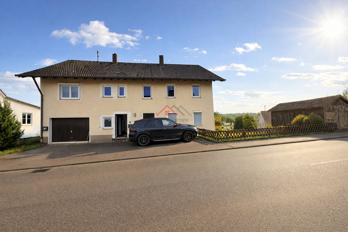 Wohnen mit Weitblick – modernisierte 5-Zimmer-Wohnung mit Stellplatz, viel Platz und Perspektive, 78554 Aldingen