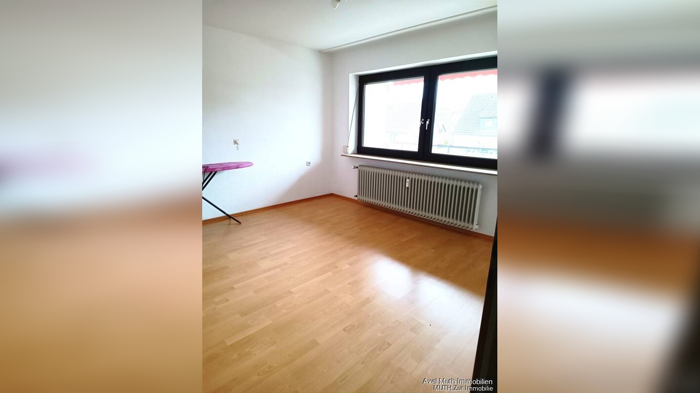 Open House am 17.07. 17-18 Uhr!!! Solide Wohnung mit Balkon und Garage, zentrale Lage. Sofort frei. – 74080 Heilbronn – Vorschaubild 3