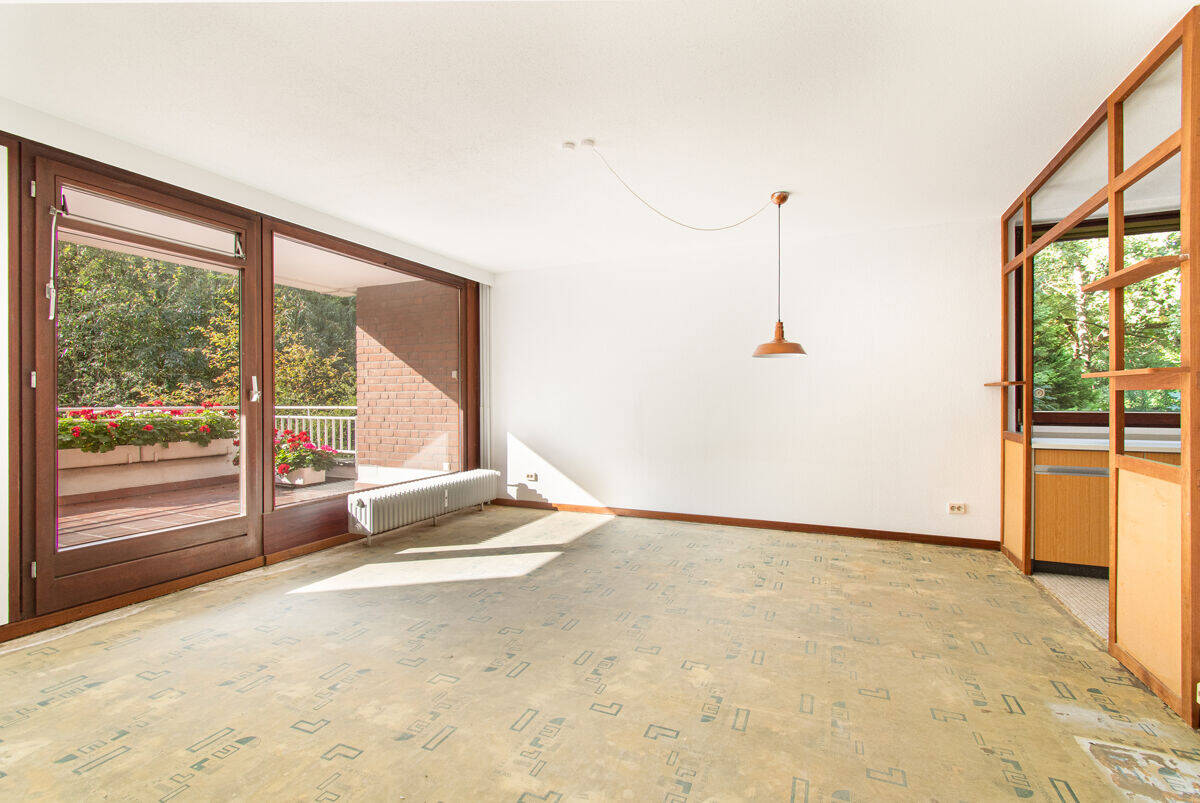 Eigentumswohnung in beliebter Lage von Wandsbek – Mit sonnigem Balkon und Tiefgaragenstellplatz