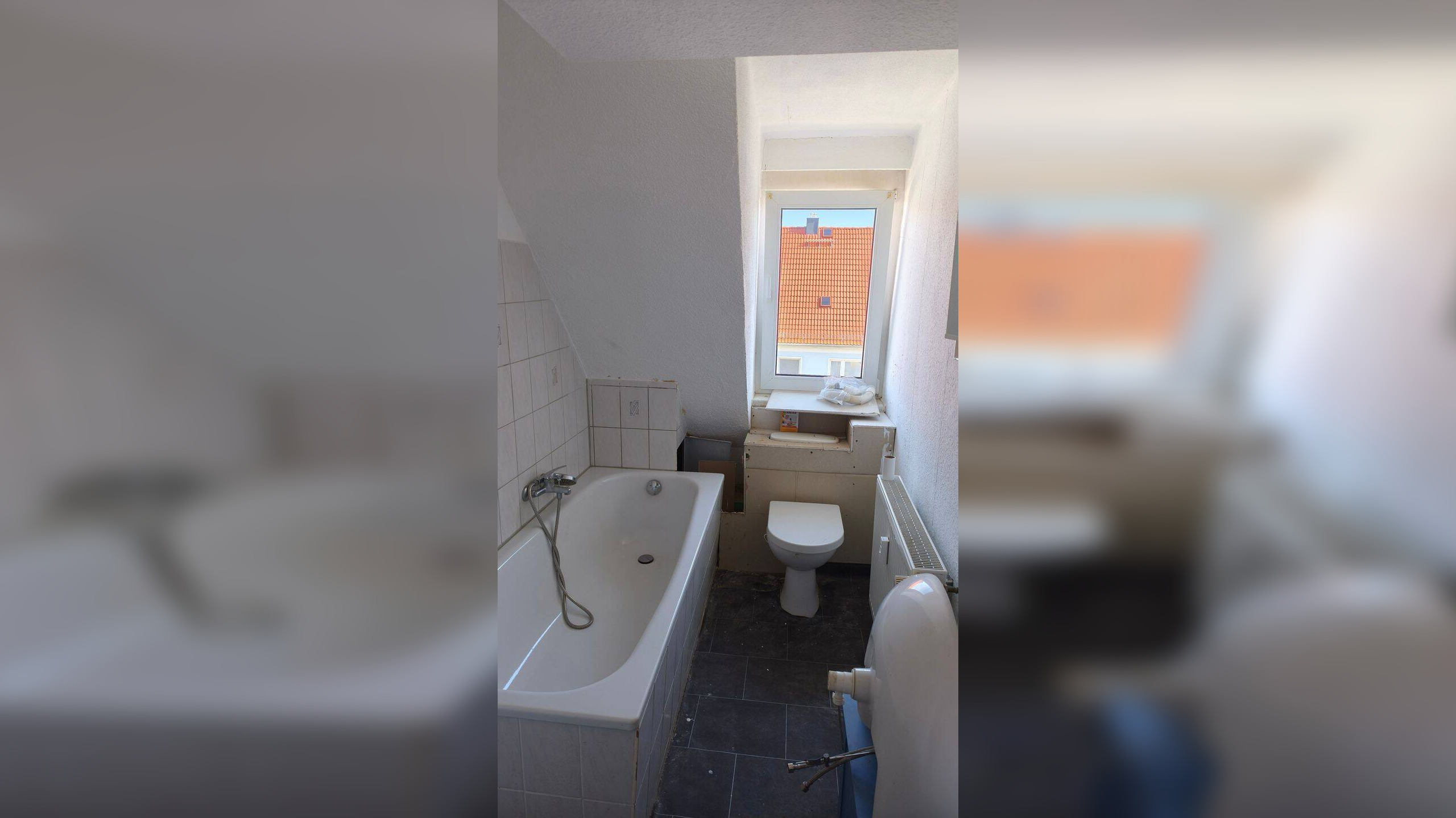1-Zimmer-DG-Wohnung in Groitzsch mit EBK, frei verfügbar, 4539 Groitzsch