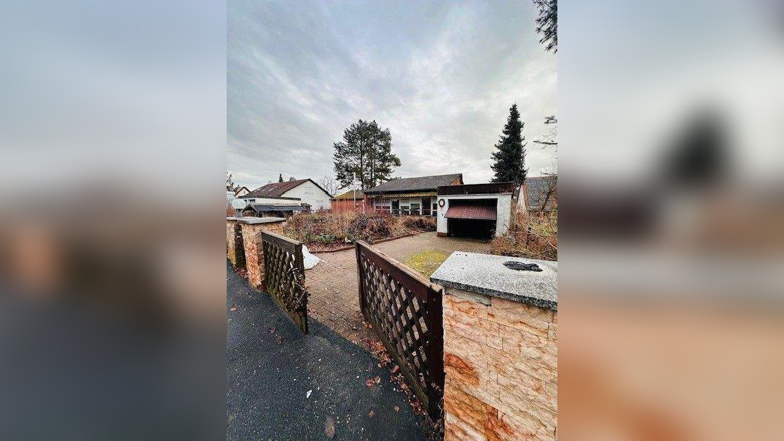 Grundstück mit Haus und vielen Möglichkeiten für Ihren Wohntraum!, 91083 Baiersdorf