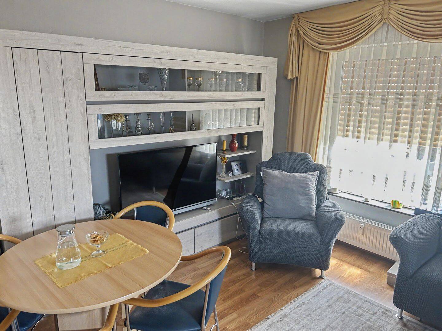 Teilvermietetes Zweifamilienhaus in ruhiger Lage von Bruchköbel, 63486 Bruchköbel