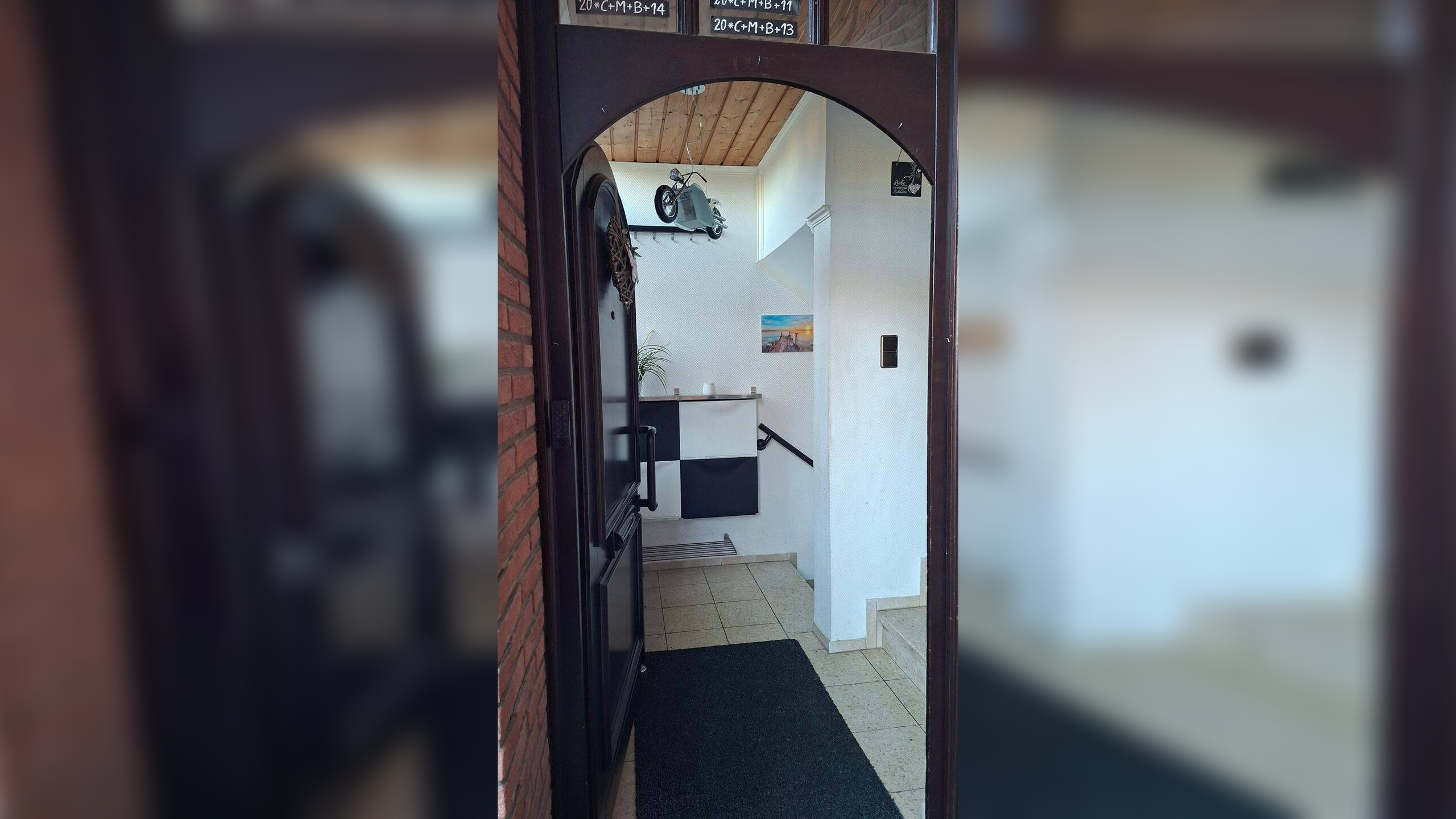 Familienfreundliches Zweifamilienhaus in der Oberen Flandersbach, 42549 Velbert
