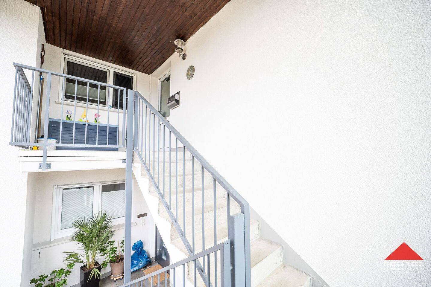 Schicke 2-Zimmer Eigentumswohnung mit Balkon und Garage in Kierspe-Dorf, 58566 Kierspe