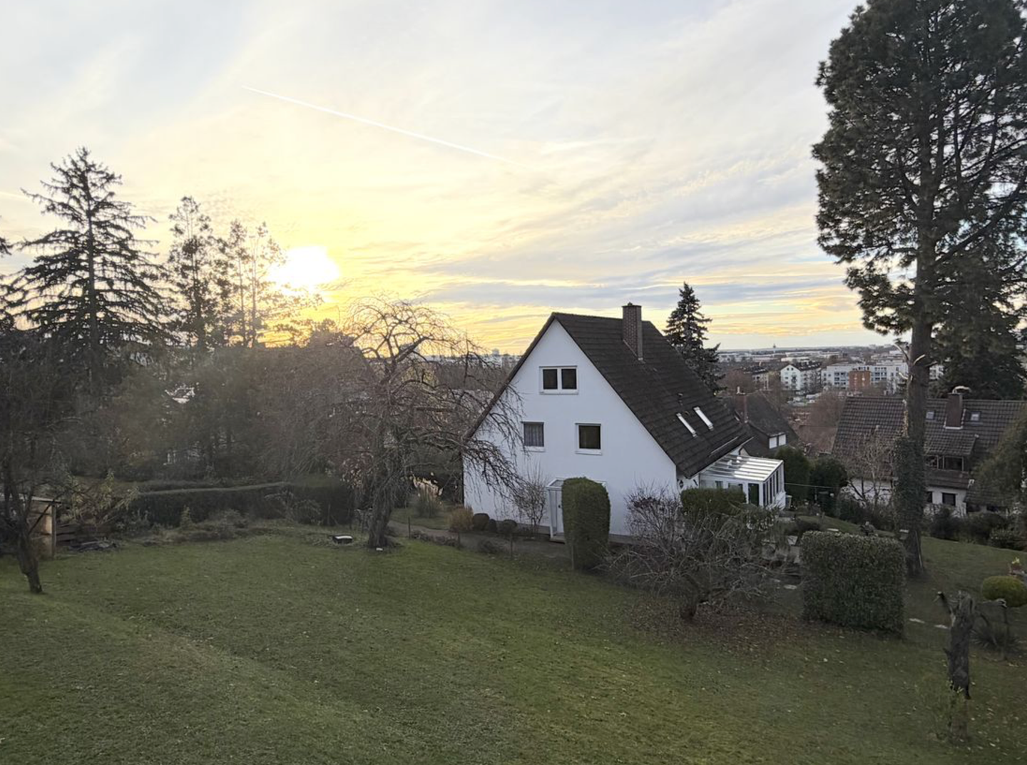 Exklusives MFH auf der Sonnhalde in Bestlage von FR-Herdern/Zähringen, 79104 Freiburg im Breisgau