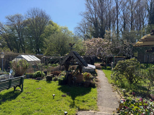 Solides Wohnhaus in Ortsrandlage von Breyell, 41334 Nettetal