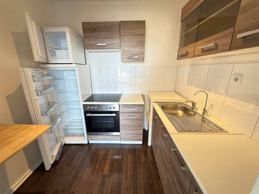 Sofort frei ! – WG-geeignete 2-Zimmer-Wohnung in GÖ Grone, 37081 Göttingen