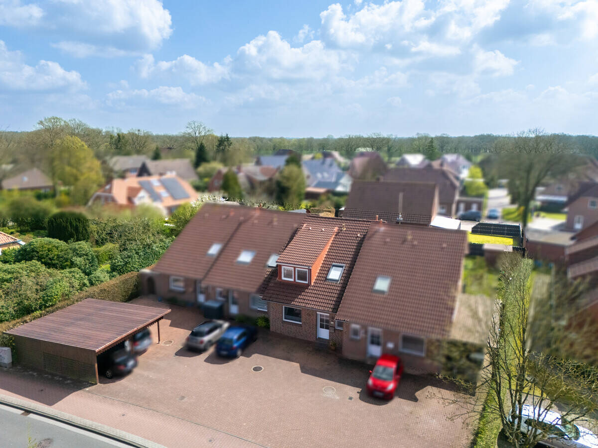 Reihenmittelhaus mit Südbalkon & 2 Stellplätzen in Aurich-Popens, 26605 Aurich
