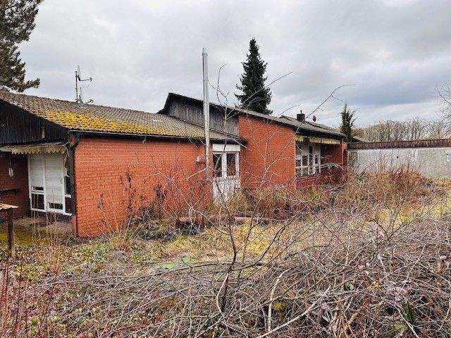 Provisionsfrei! Grundstück mit Haus und unzähligen Möglichkeiten, 91083 Baiersdorf