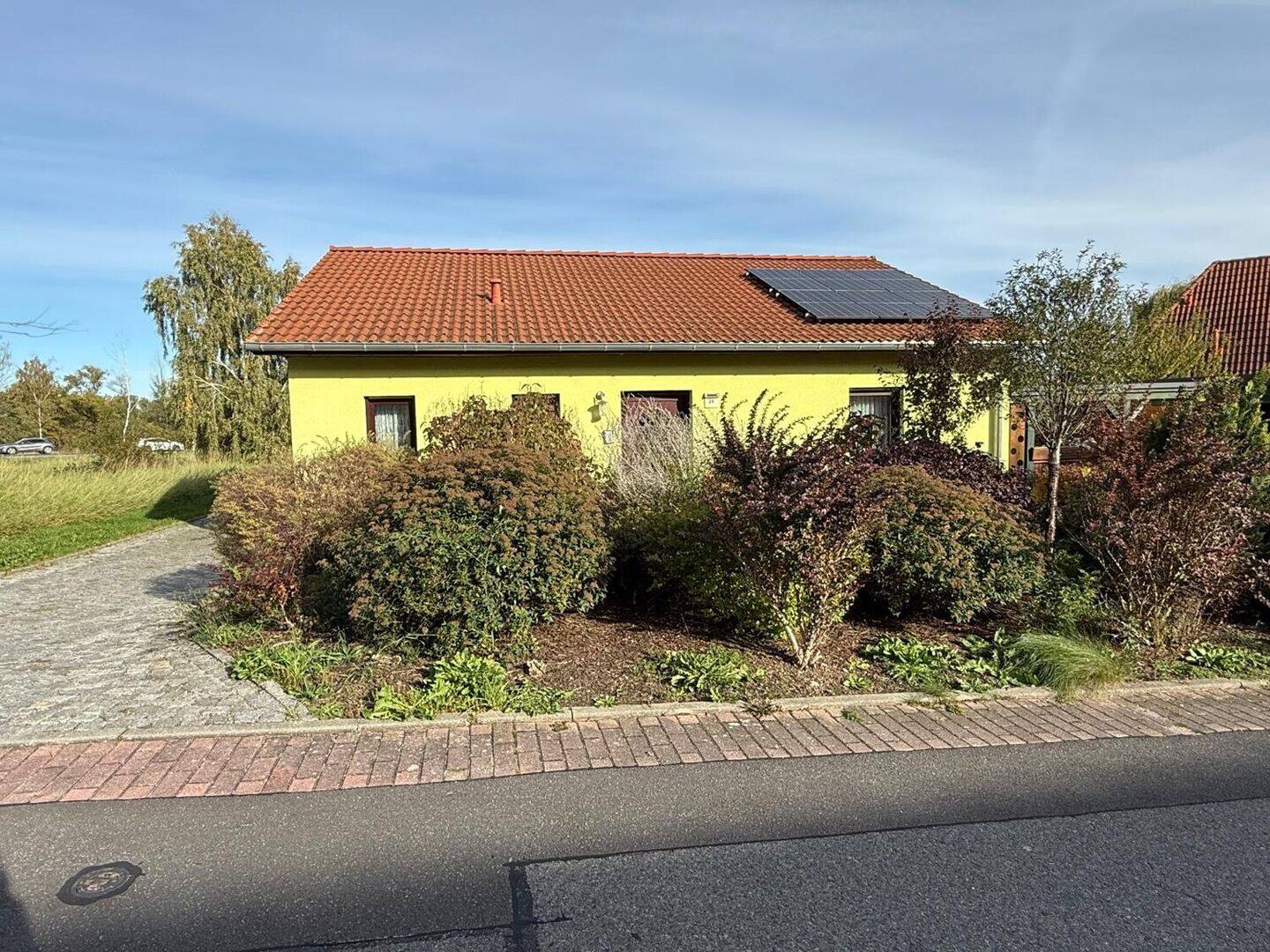 Barrierefreier Bungalow mit sonniger Terasse und moderner Ausstattung, 2625 Bautzen