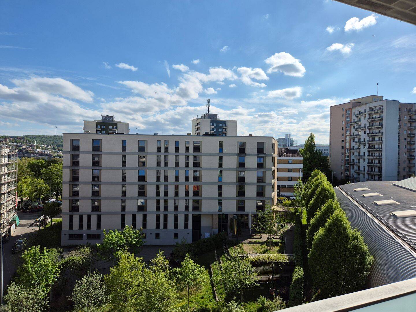 Sofort bezugsfertig statt Baustelle – neuwertige 4,5 Zimmer-Wohnung mit Loggia! – 70191 Stuttgart – Vorschaubild 6