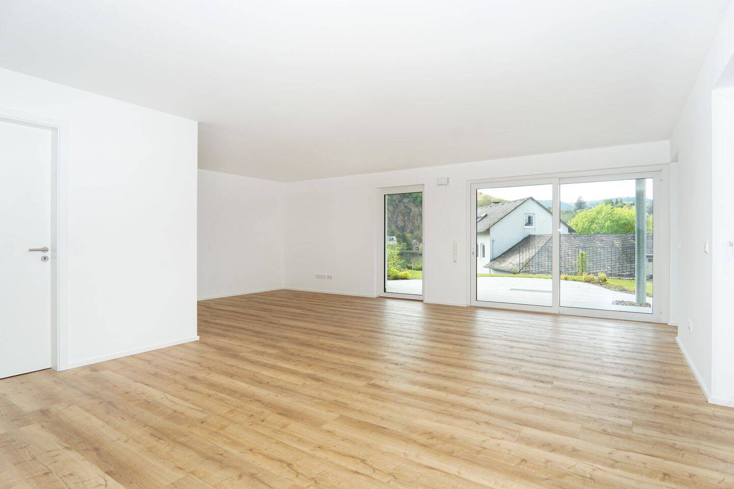 Exklusive Erdgeschosswohnung in Bullay mit Moselblick – Bullay – Bild 1 von 3