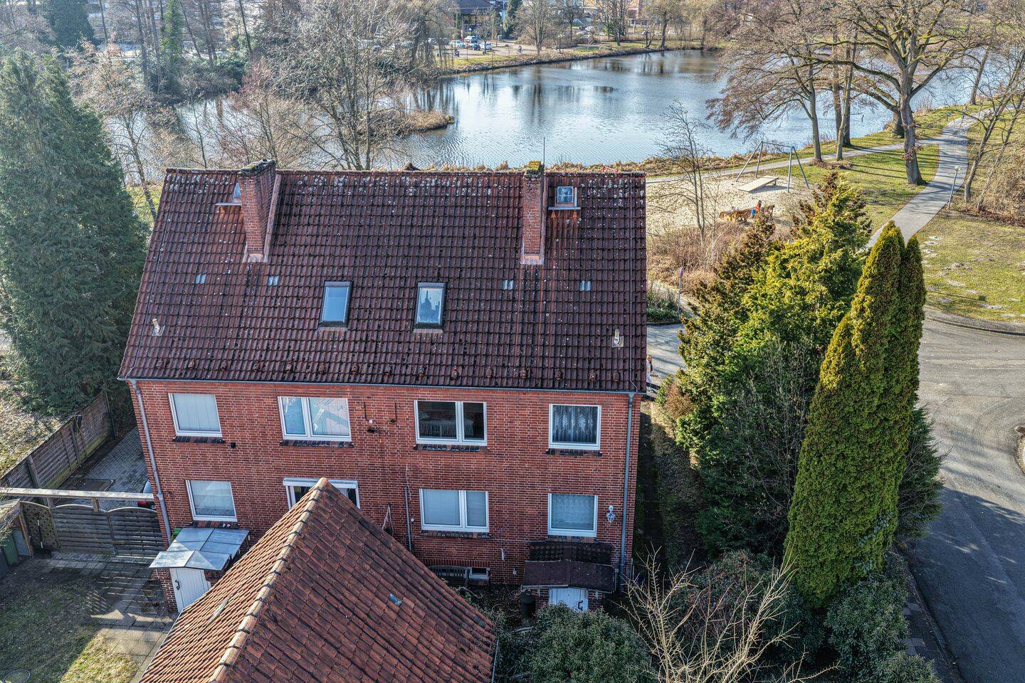 idyllisches Anwesen mit Wasserblick am Stadtpark in zentraler Lage**, 29633 Munster