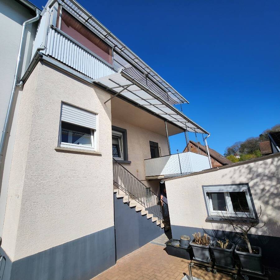 Gepflegtes Zuhause mit familienfreundlichem Ambiente und viel Platz in Erfenbach, 67659 Kaiserslautern (Erfenbach Erlenbach Innenstadt Morlautern)