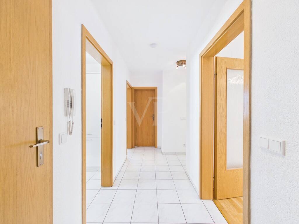 TOP-WOHNLAGE!!! Herrliche Maisonette-Wohnung mit Balkon und Gartenanteil in IN-Gerolfing – 85049 Ingolstadt – Vorschaubild 4