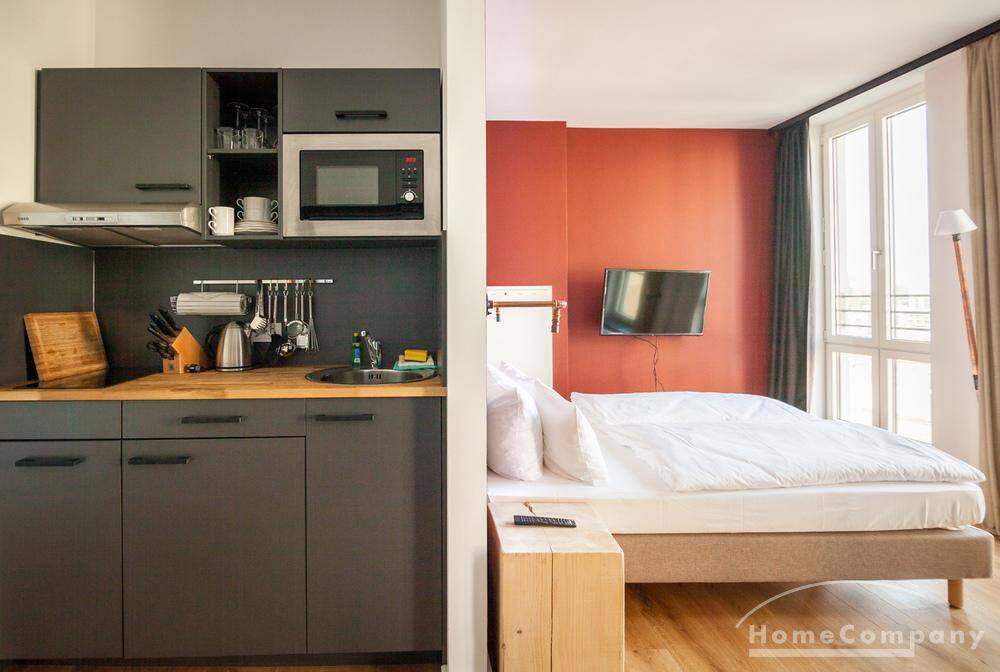 17932S35 HomeCompany Dresden Möbliert/Furnished Studio Apartment in Dresden-City Altstadt max. 3 Personen – 1067 Dresden – Vorschaubild 3
