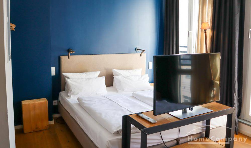 17932S35 HomeCompany Dresden Möbliert/Furnished Studio Apartment in Dresden-City Altstadt max. 3 Personen – 1067 Dresden – Vorschaubild 4