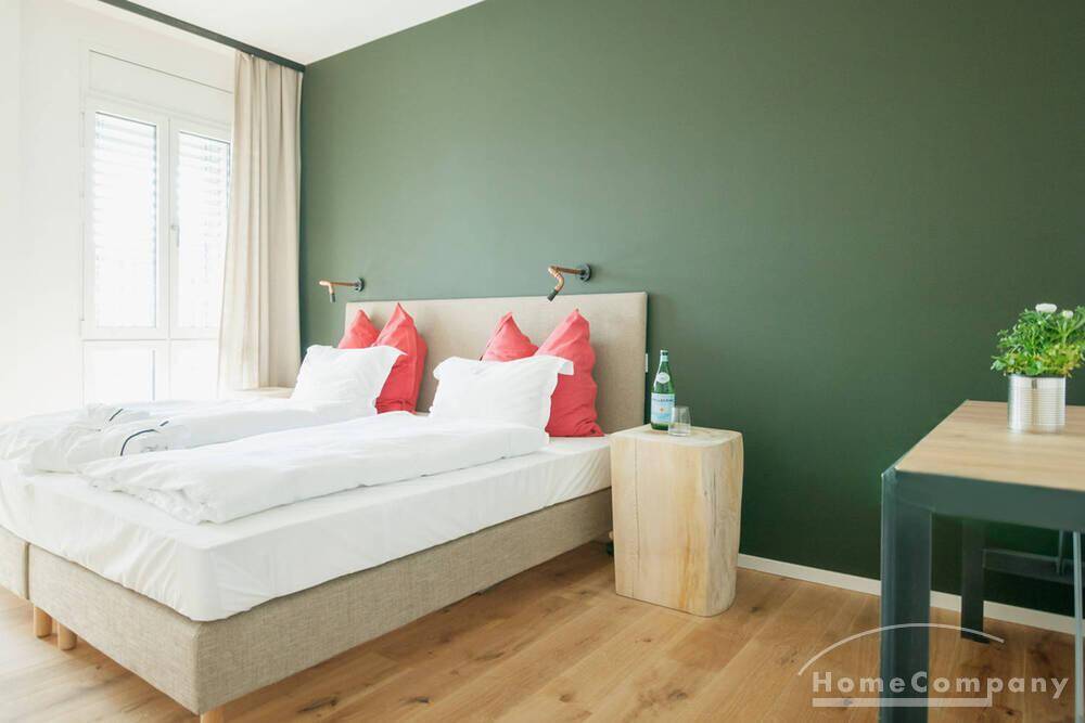 17939A255 HomeCompany Dresden Möbliert/Furnished 3-Zimmer Apartment in Dresden-City Altstadt max. 5 Personen – 1067 Dresden – Vorschaubild 4