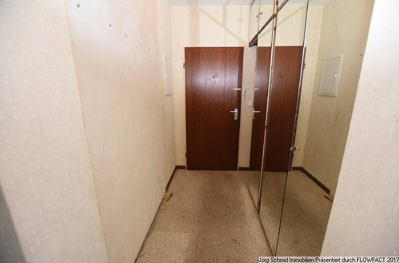 Angenehm geschnittene Wohnung im 4. Obergeschoss, 28325 Bremen (Ellenerbrok-Schevemoor Oberneuland Tenever)