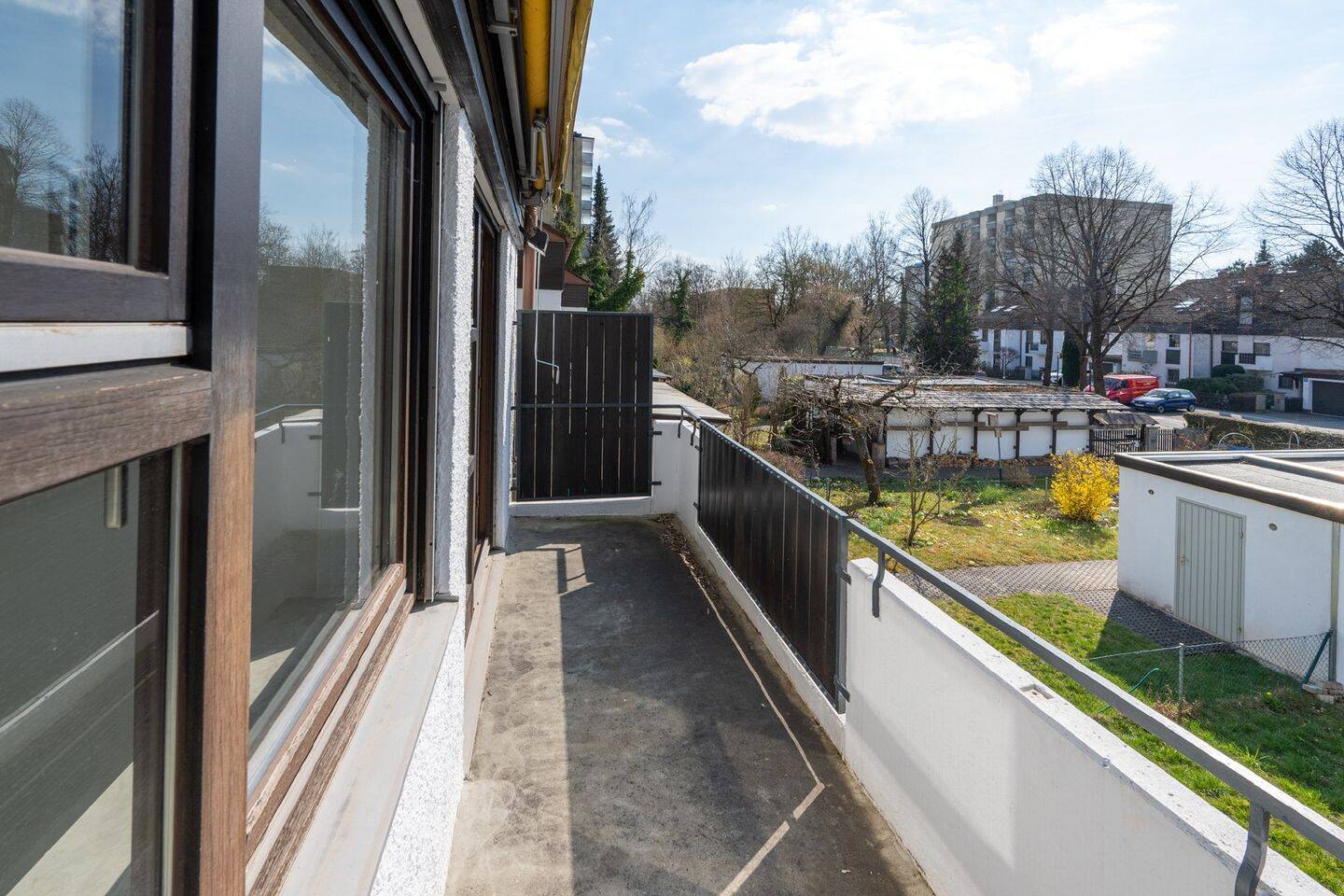 AIGNER – Gestalten statt Kompromisse: Reiheneckhaus mit Garten und Ausbaupotenzial in Aubing – 81243 München – Vorschaubild 4