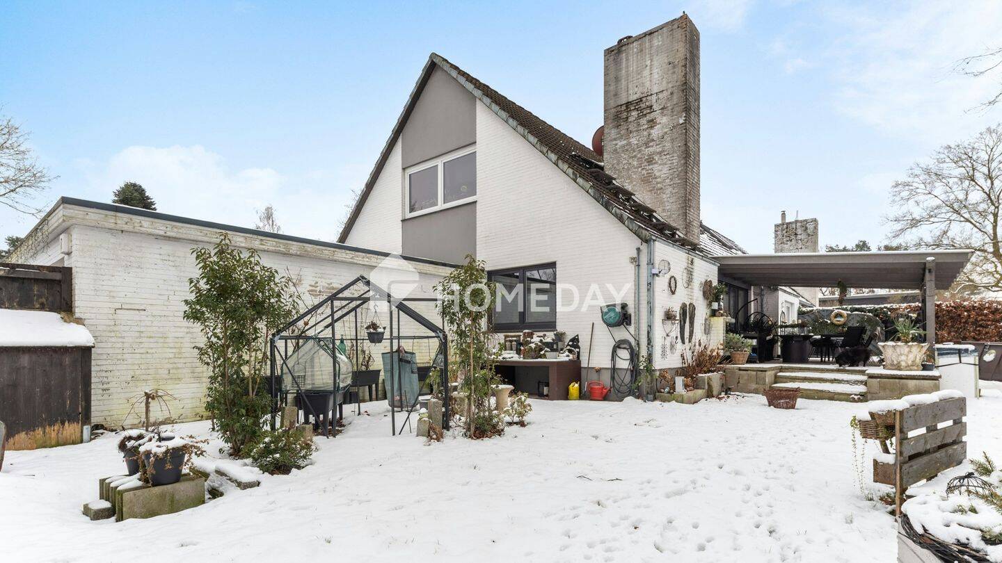 Großzügige Doppelhaushälfte mit Einliegerwohnung, Vollkeller und schönem Garten in ruhiger Feldlage, 27726 Worpswede