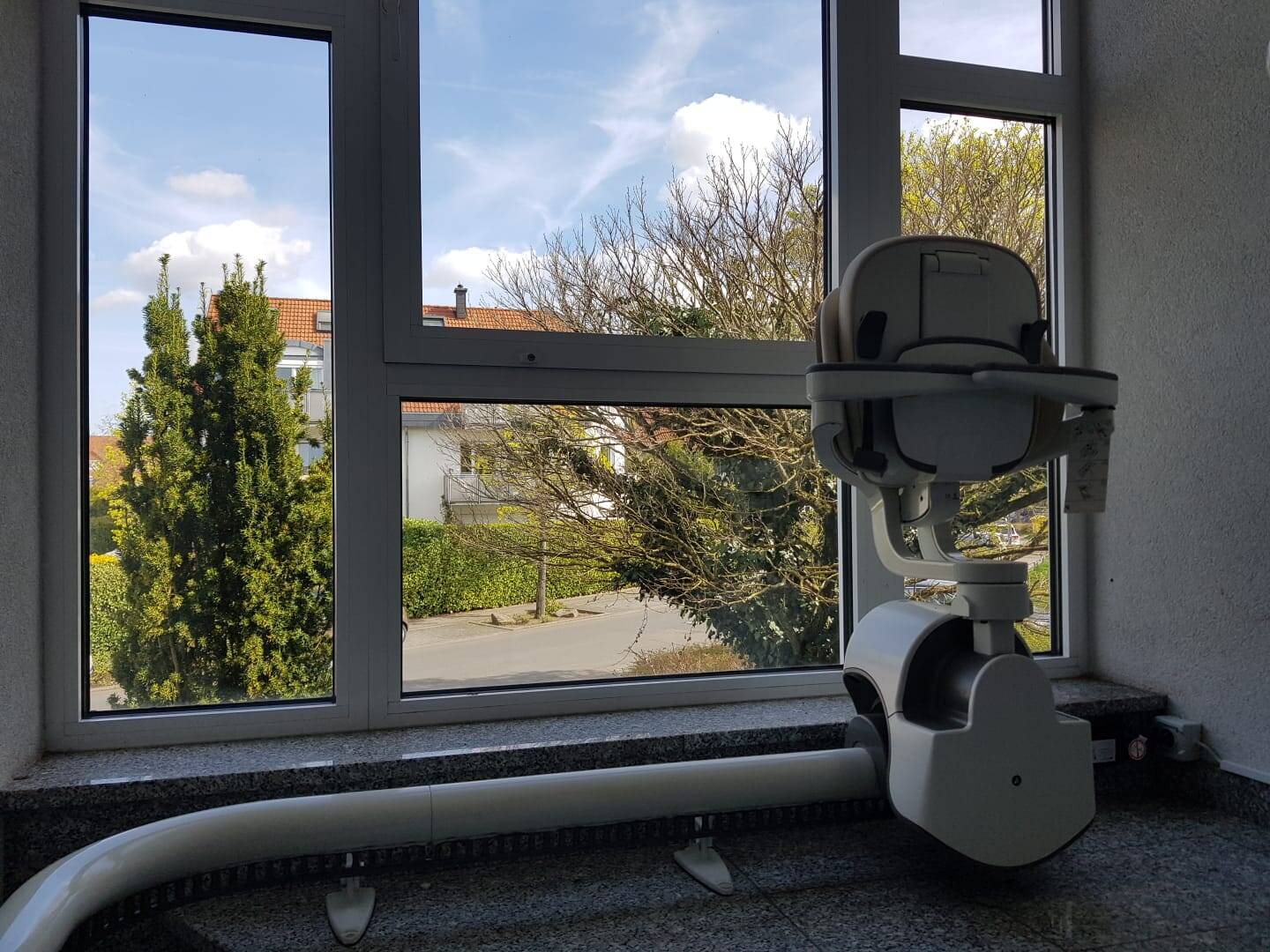 Barrierefreie 4-Zimmer-Wohnung mit Sonnenbalkon & Treppenlift, 63303 Dreieich