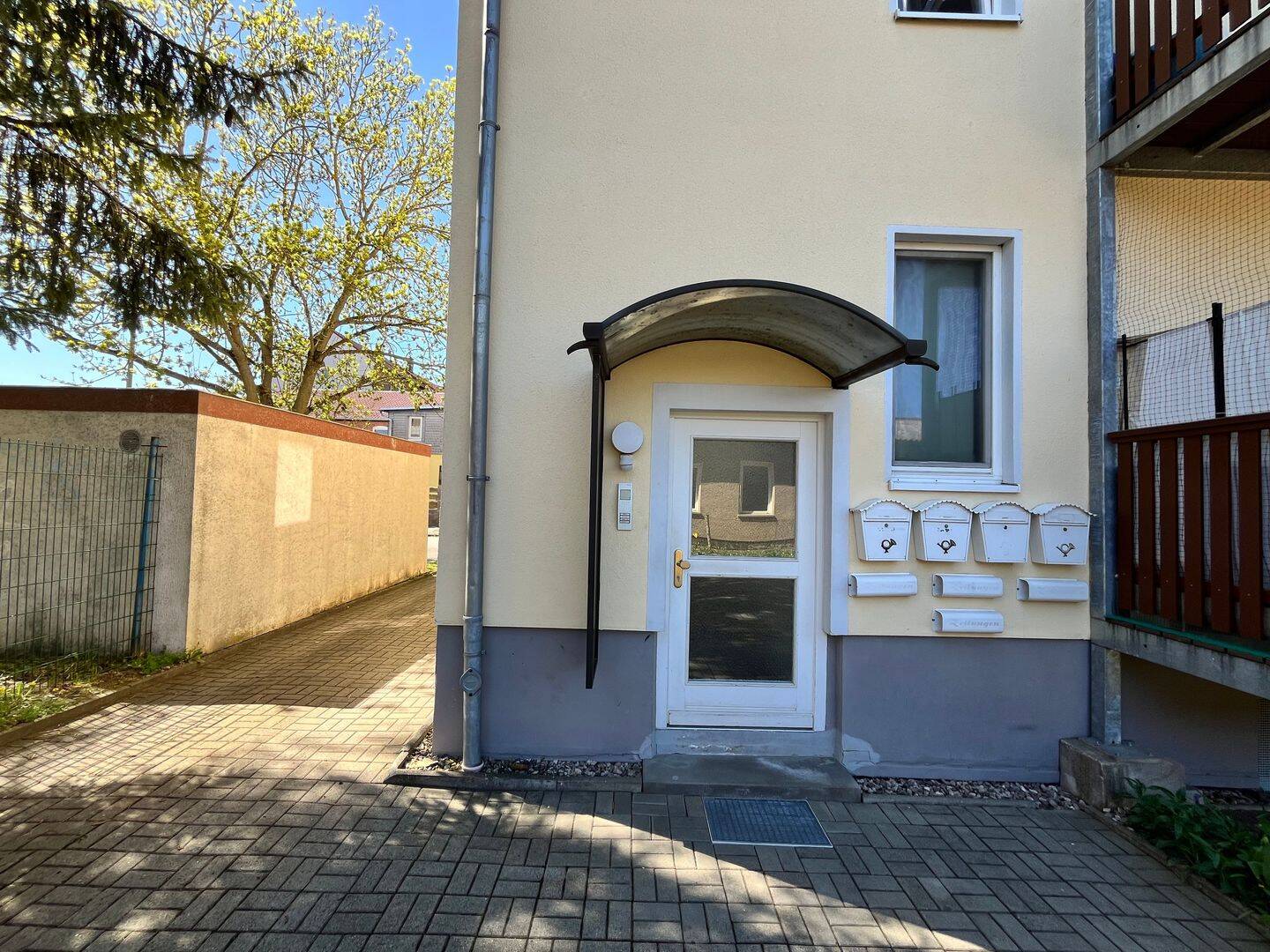 vermietete Eigentumswohnung, 3-ZKB im Hochparterre mit Balkon und Stellplatz, 99817 Eisenach