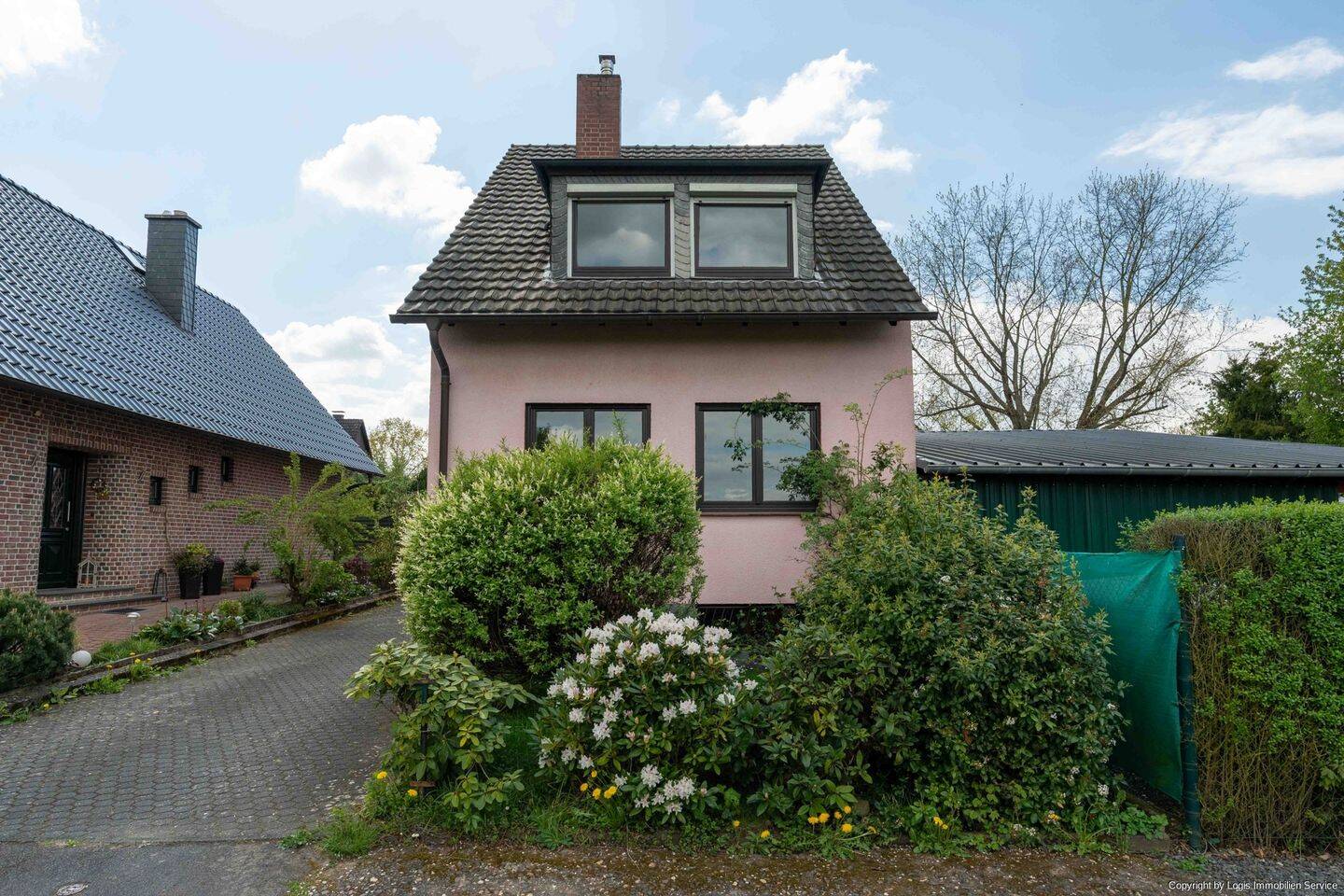 Freistehendes Familienhaus am Landschaftsschutzgebiet – Ruhe, Natur & Potenzial, 53229 Bonn