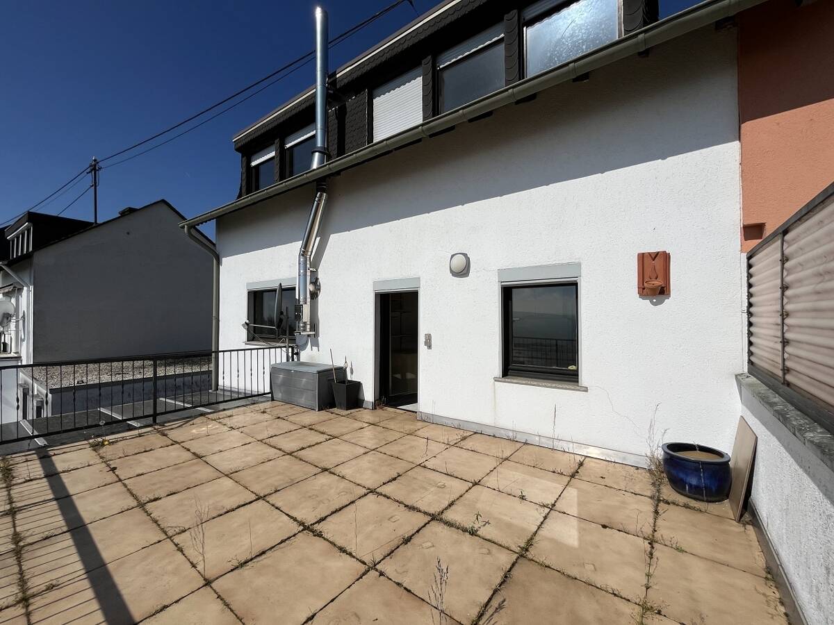 Einfamilienhaus für Ihre Wohnideen mit Traumblick auf Trier, 54294 Trier