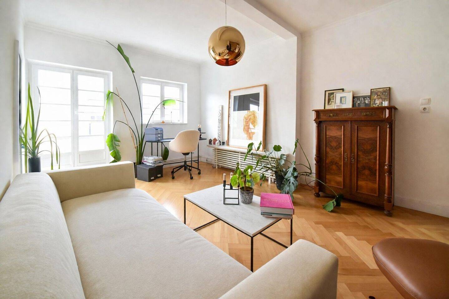 Wohnen kann so schön sein! Schicke Dachgeschosswohnung in Top-Lage