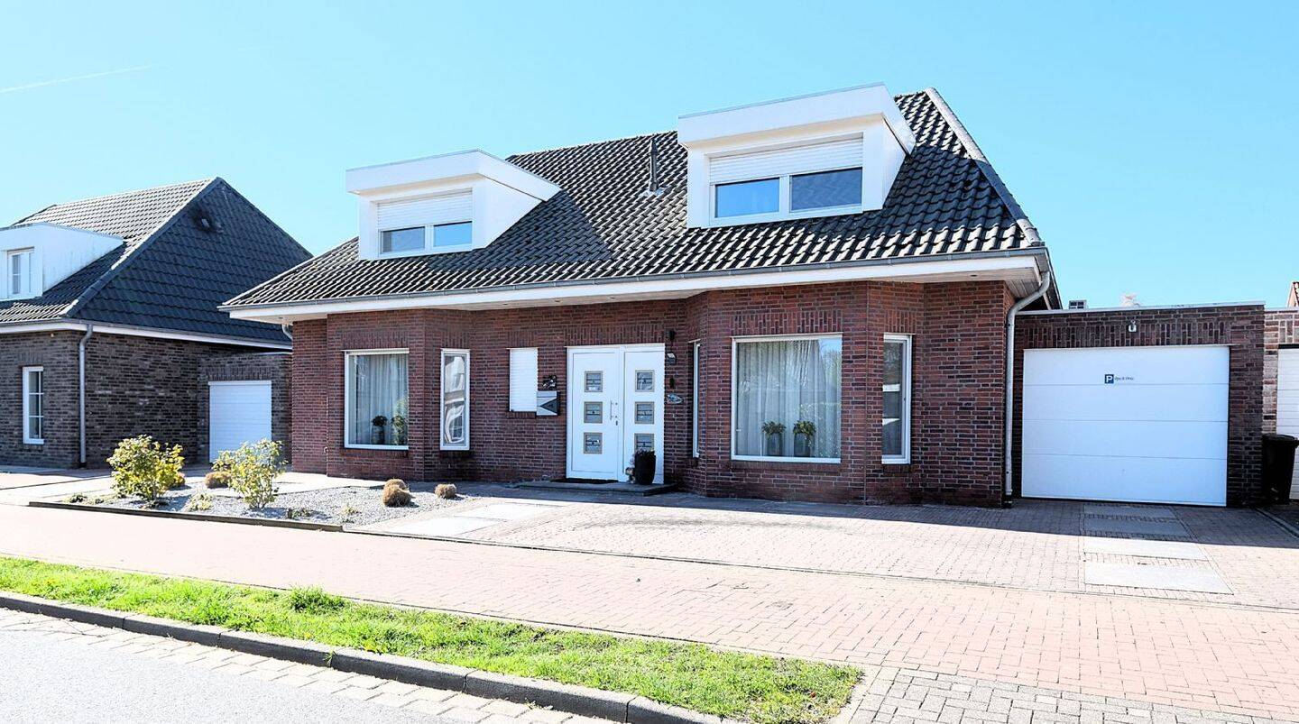 Semibungalow mit vielen Extras, Garage und Garten in ruhiger Wohnlage, 47559 Kranenburg