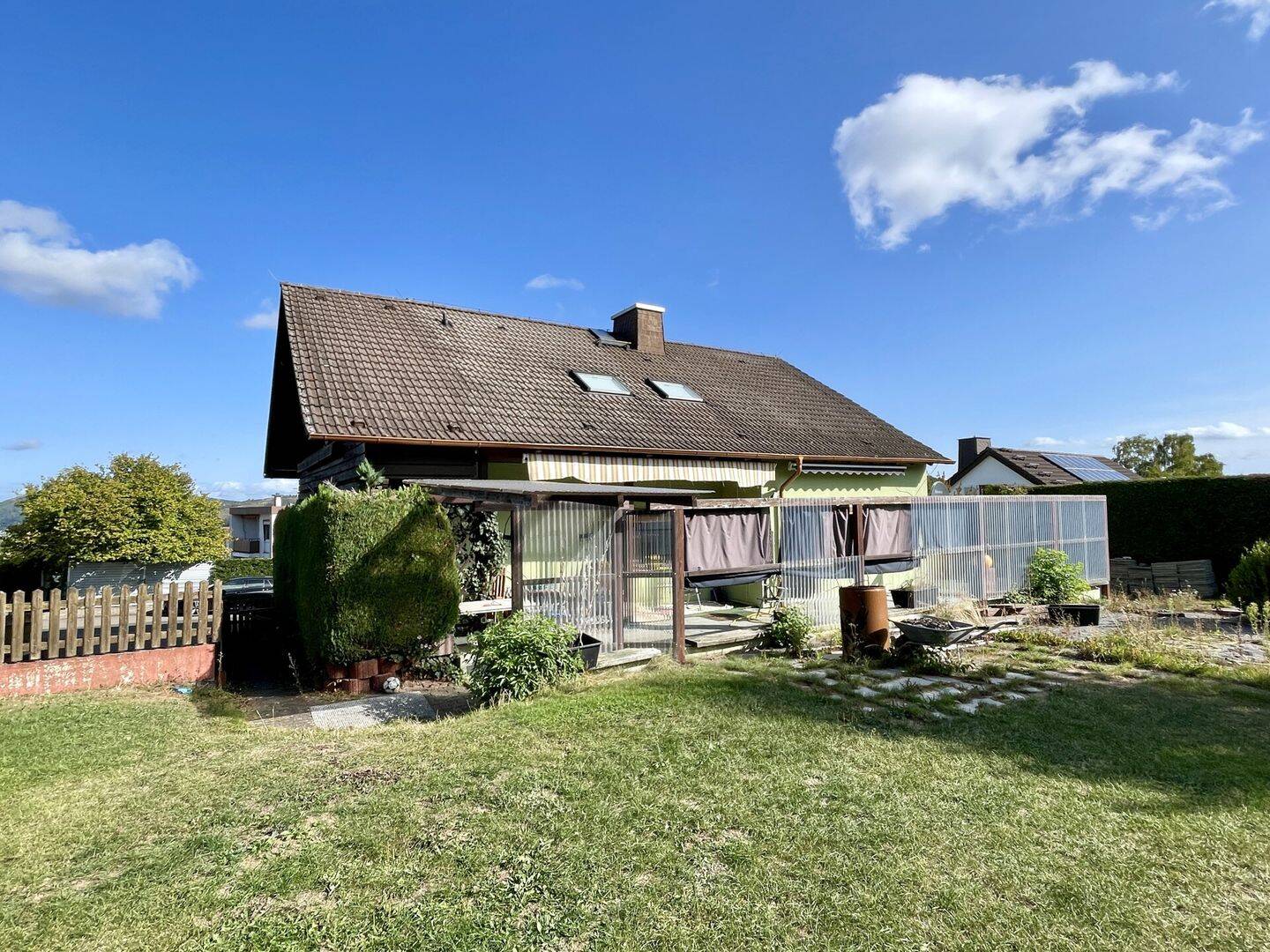 Großzügiges EFH mit Tiefgarage zur vielseitigen Verwendung! KEINE KÄUFERPROVISION, 34317 Habichtswald
